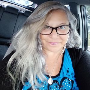 Meet your Posher, Beatriz